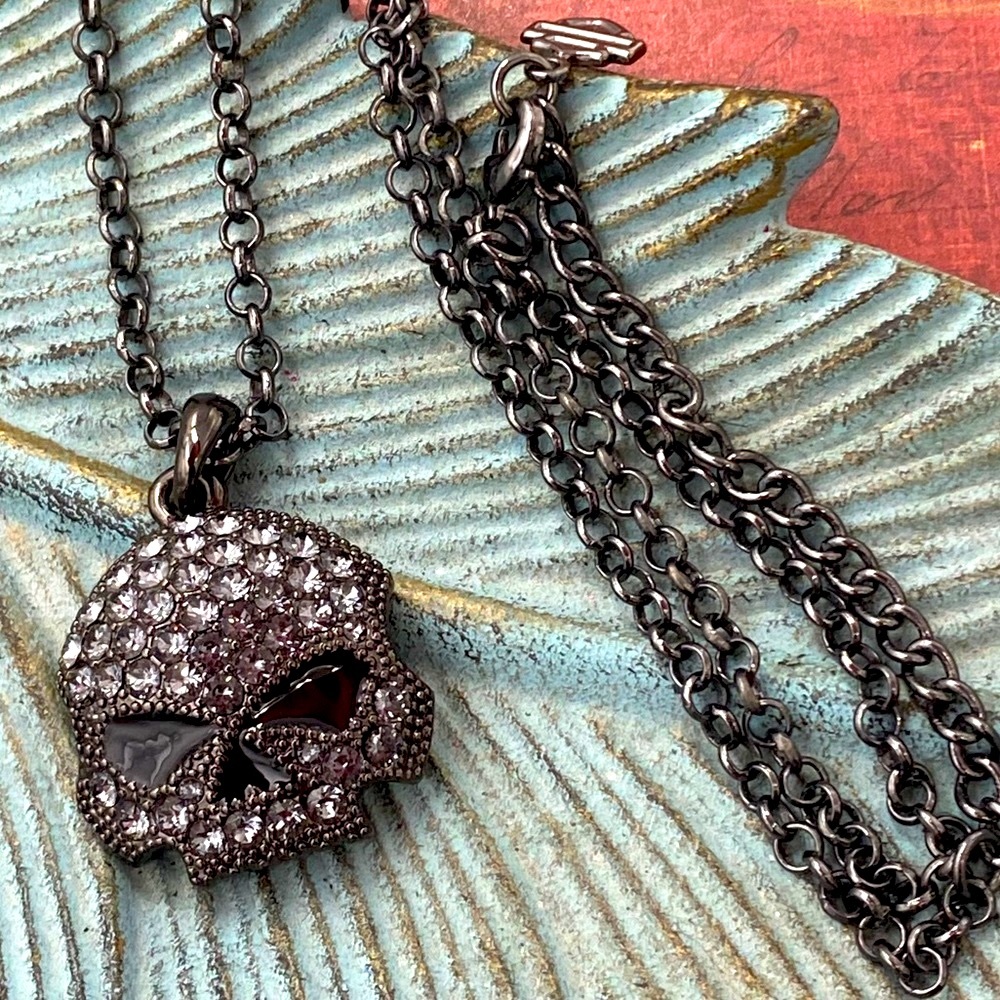 2013 Harley-Davison Willy G Crystal Enamel Skull Necklace